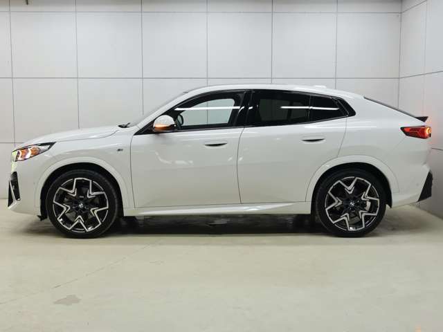 BMW X2 8