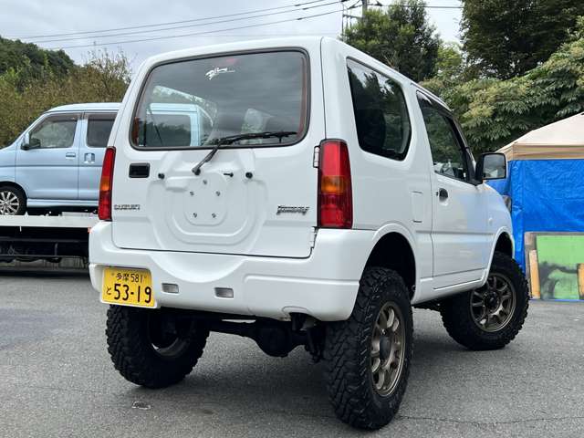 Suzuki Jimny 4