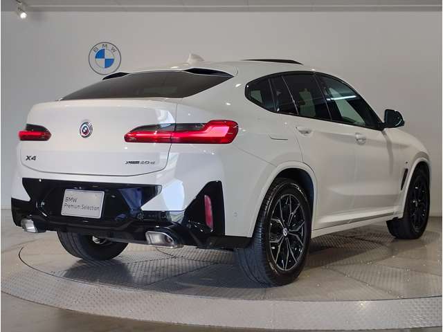 BMW X4 8