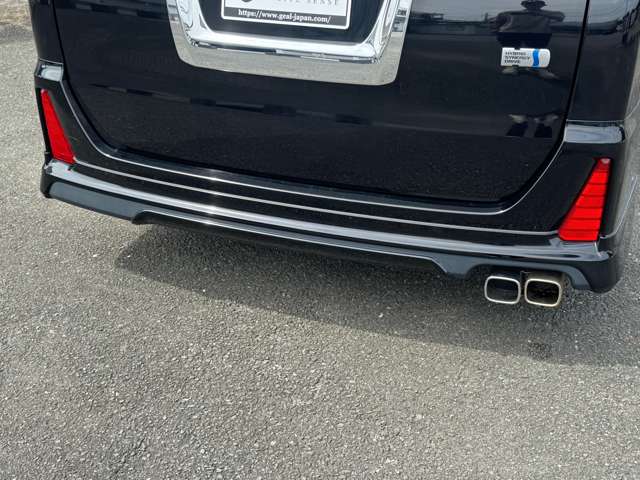 Toyota Voxy 5