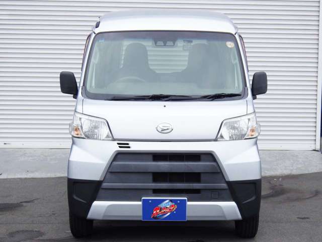 Daihatsu Hijet Cargo 9