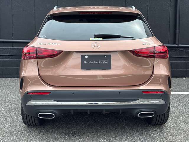 Mercedes-Benz GLA-Class 11
