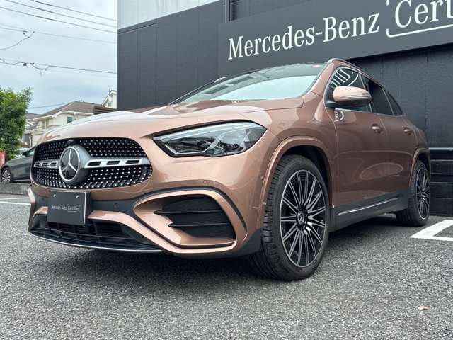 Mercedes-Benz GLA-Class 4