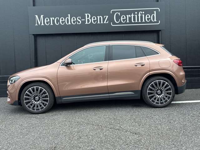 Mercedes-Benz GLA-Class 8