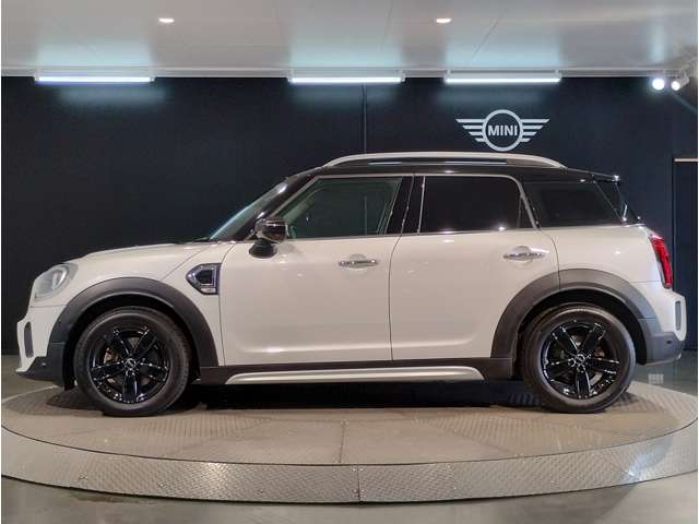 MINI Crossover 7