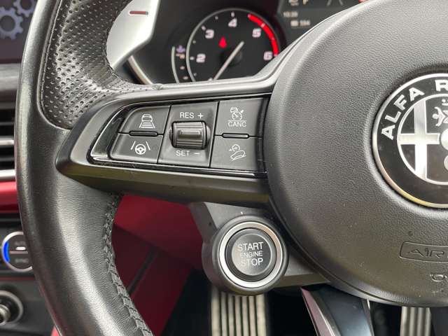 Alfa Romeo Stelvio 11