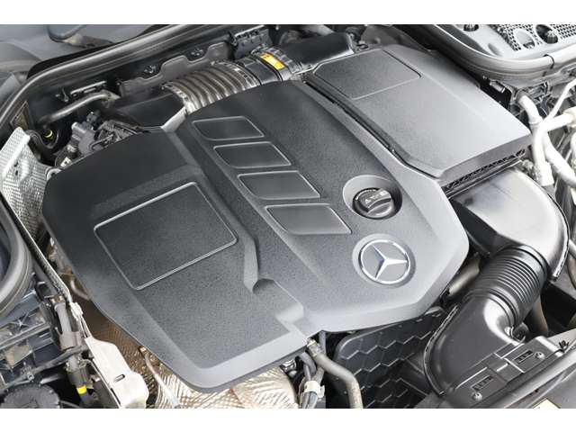 Mercedes-Benz E-Class All-Terrain 8