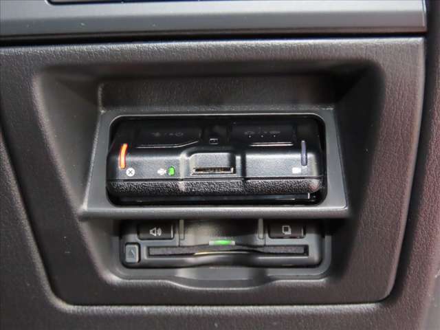 Mazda MX-30 4