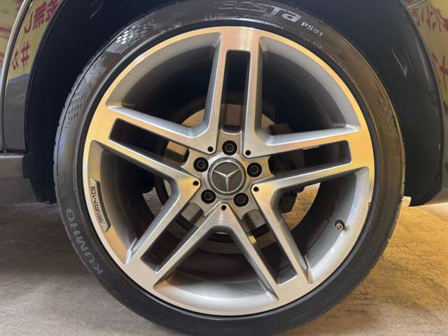 Mercedes-Benz GLK-Class 2