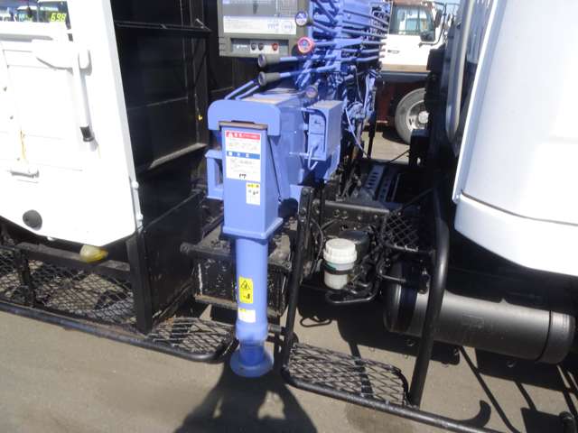 Mitsubishi Fuso Fighter 10