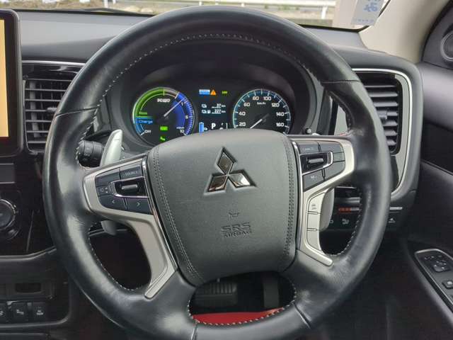 Mitsubishi Outlander PHEV 11