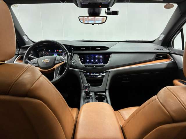 Cadillac XT5 3