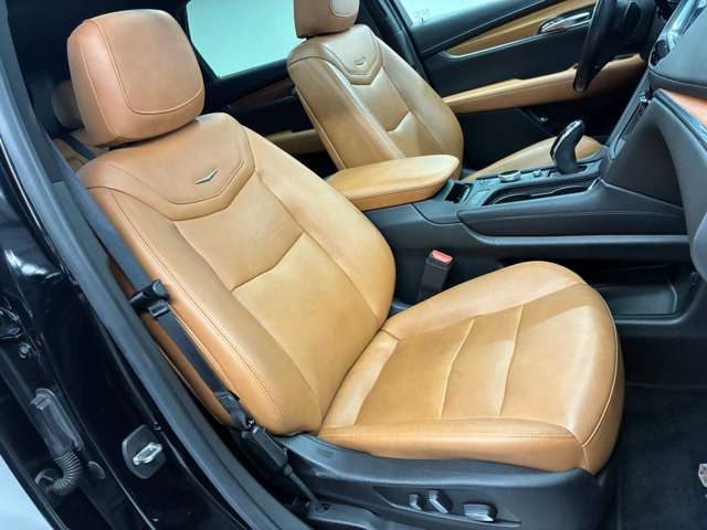 Cadillac XT5 6