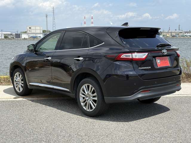Toyota Harrier 4