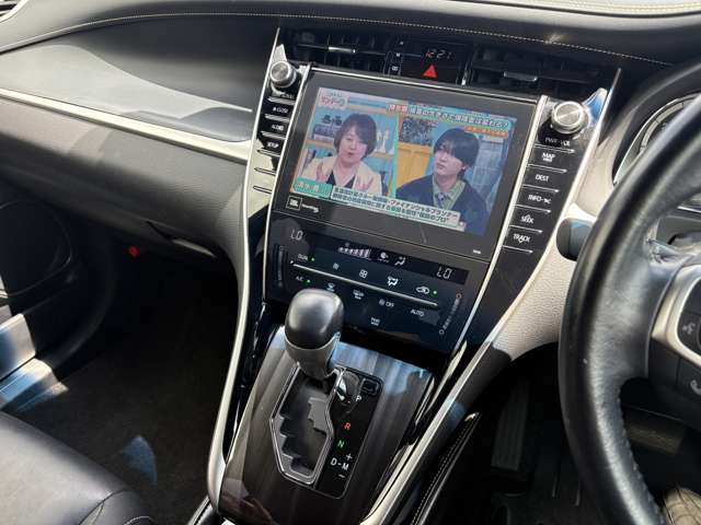 Toyota Harrier 10