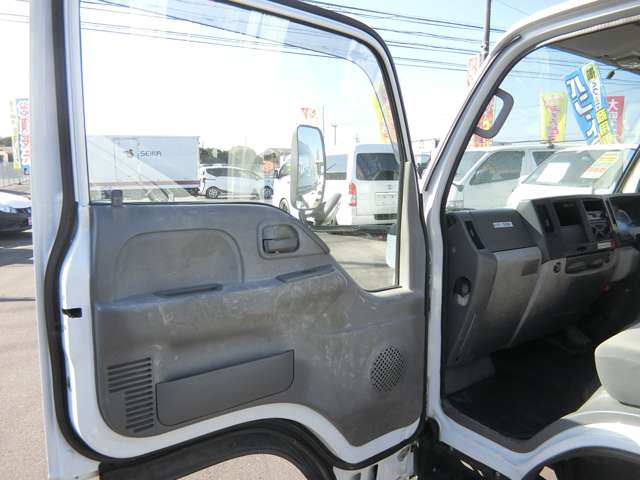 Isuzu Elf 10