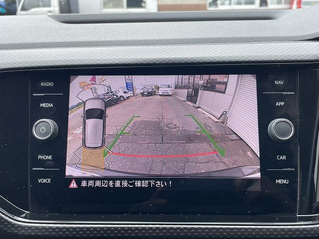 Volkswagen T-Cross 11