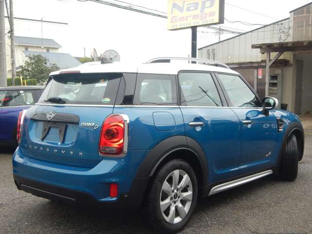 MINI Crossover 5