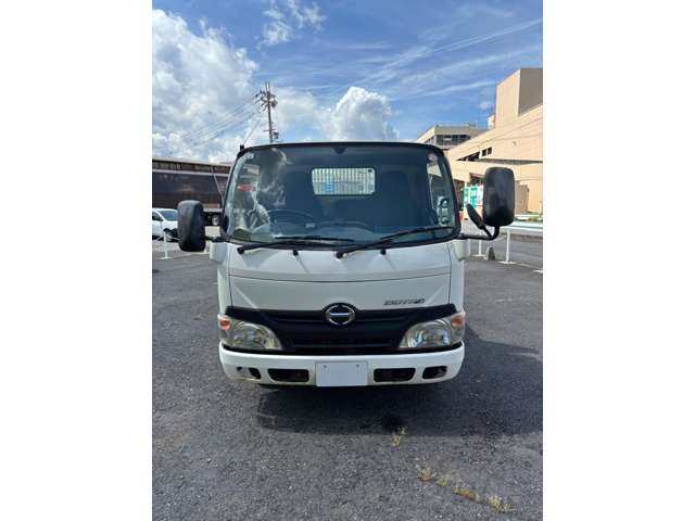 Hino Dutro 2