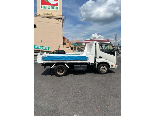 Hino Dutro 5