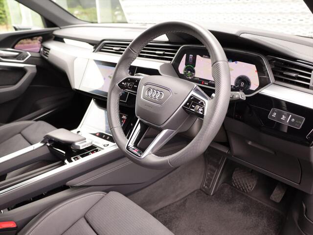 Audi e-tron 8