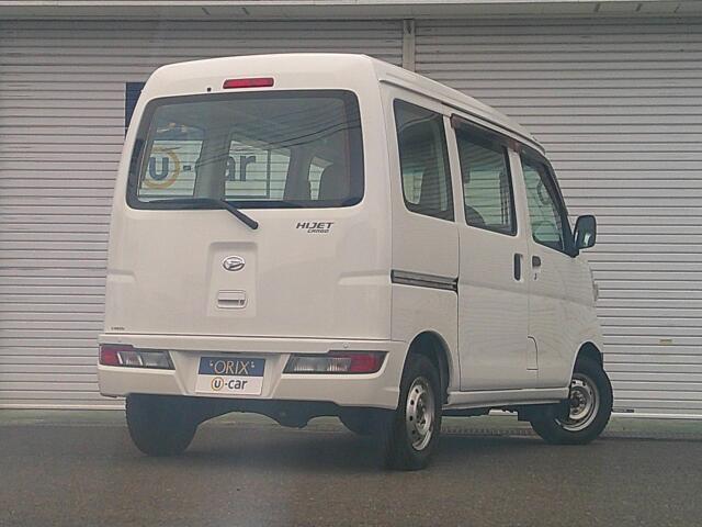 Daihatsu Hijet Cargo 3