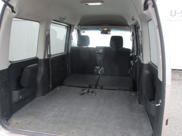 Daihatsu Hijet Cargo 9