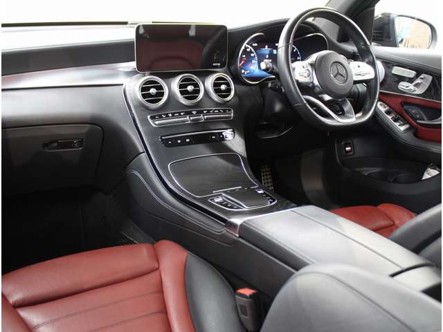 Mercedes-Benz GLC 8