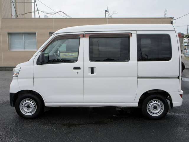 Daihatsu Hijet Cargo 9