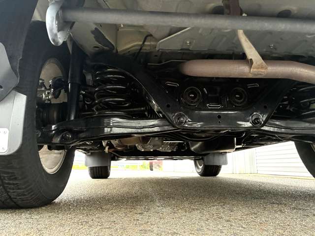 Mitsubishi Pajero 9