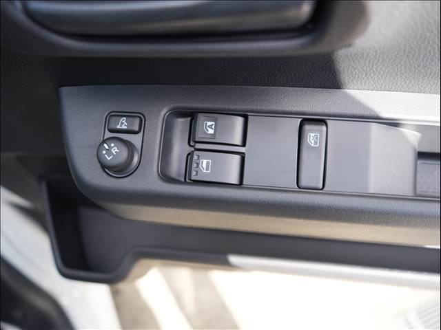 Daihatsu Hijet Deck Van 12