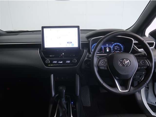 Toyota Corolla Cross 8