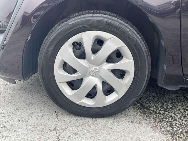 Toyota Sienta 12