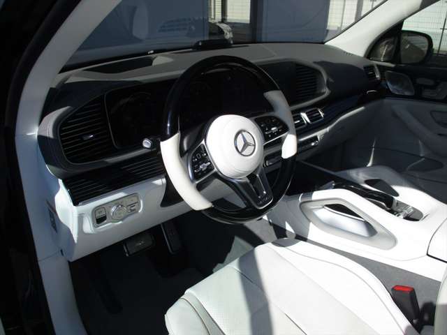 Mercedes-Benz GLS 12
