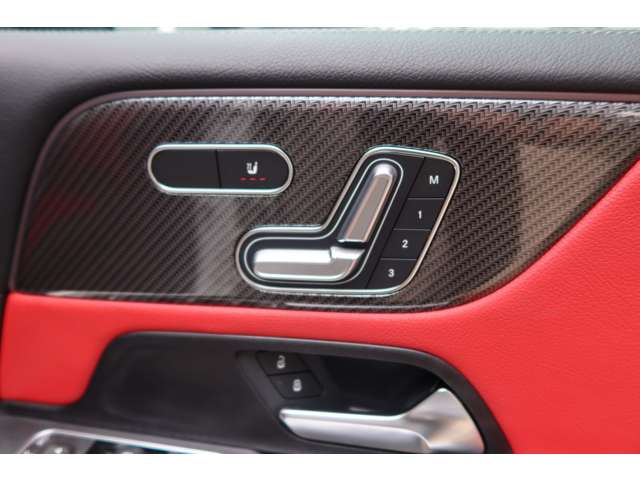 Mercedes-Benz GLB 10
