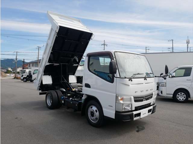 Mitsubishi Fuso Canter 4