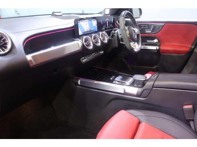 Mercedes-Benz GLB 7