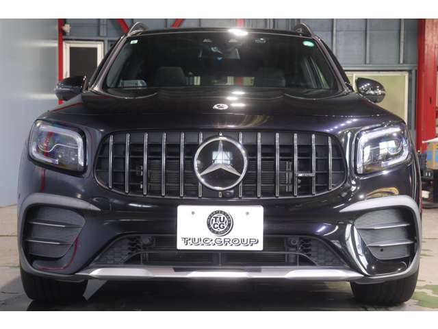 Mercedes-Benz GLB 8