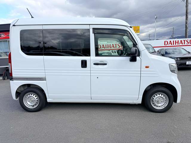 Honda N-VAN 8
