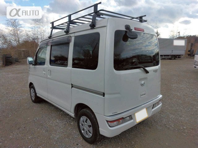 Daihatsu Hijet Cargo 5
