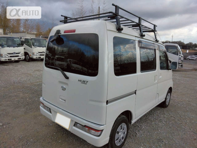 Daihatsu Hijet Cargo 7