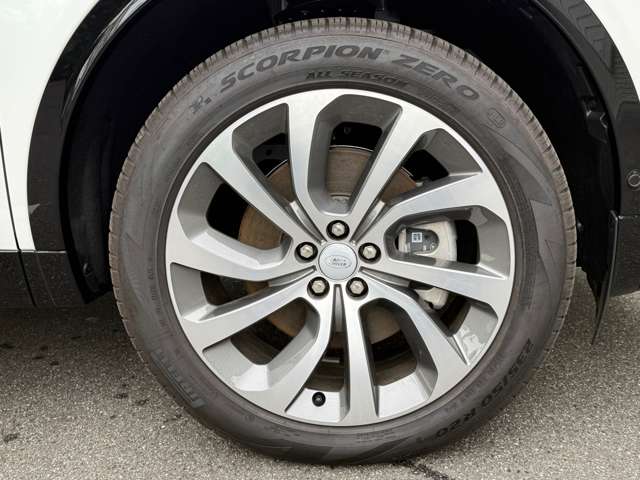 Land Rover Discovery Sport 7