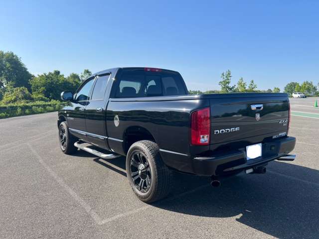 Dodge Ram 9