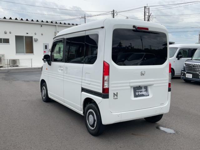 Honda N-VAN 8