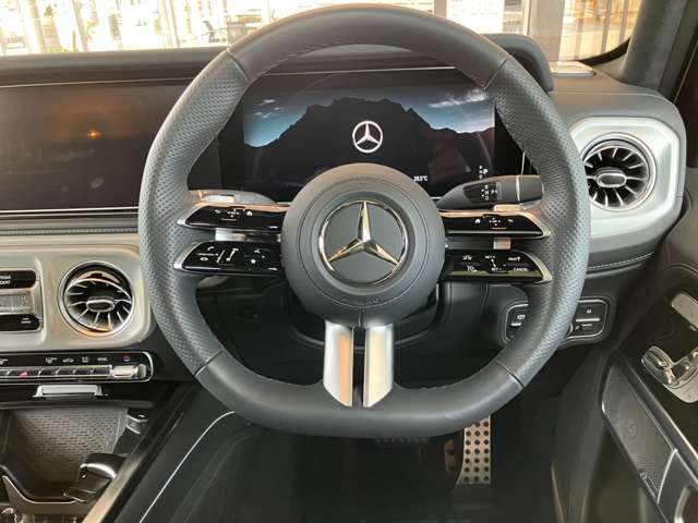 Mercedes-Benz G-Class 12