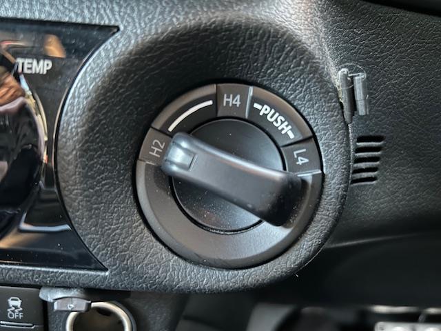 Toyota Hilux 8