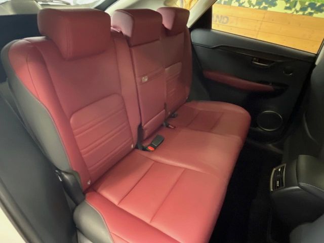 Lexus NX 9