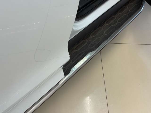 Land Rover Discovery Sport 4