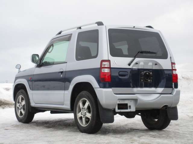 Mitsubishi Pajero Mini 10