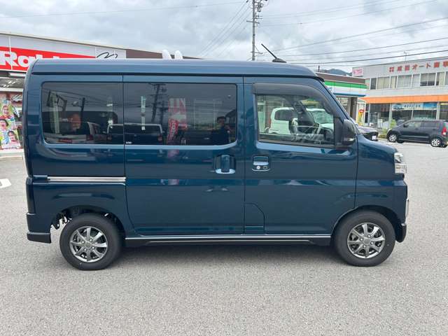 Daihatsu Atrai 7